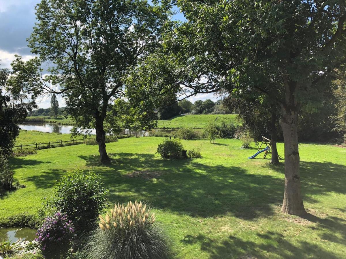 Stedinger Landhotel & Cafe Berne Bagian luar foto
