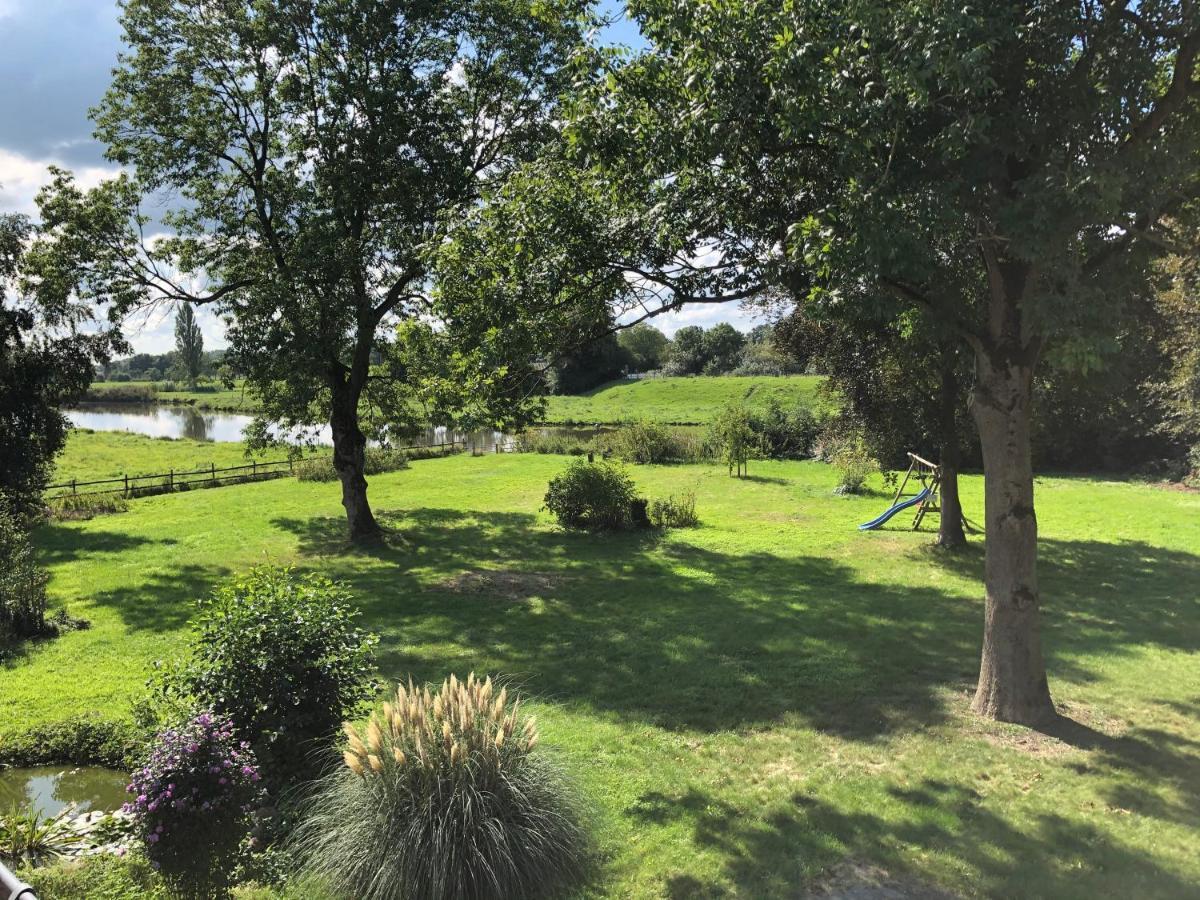 Stedinger Landhotel & Cafe Berne Bagian luar foto